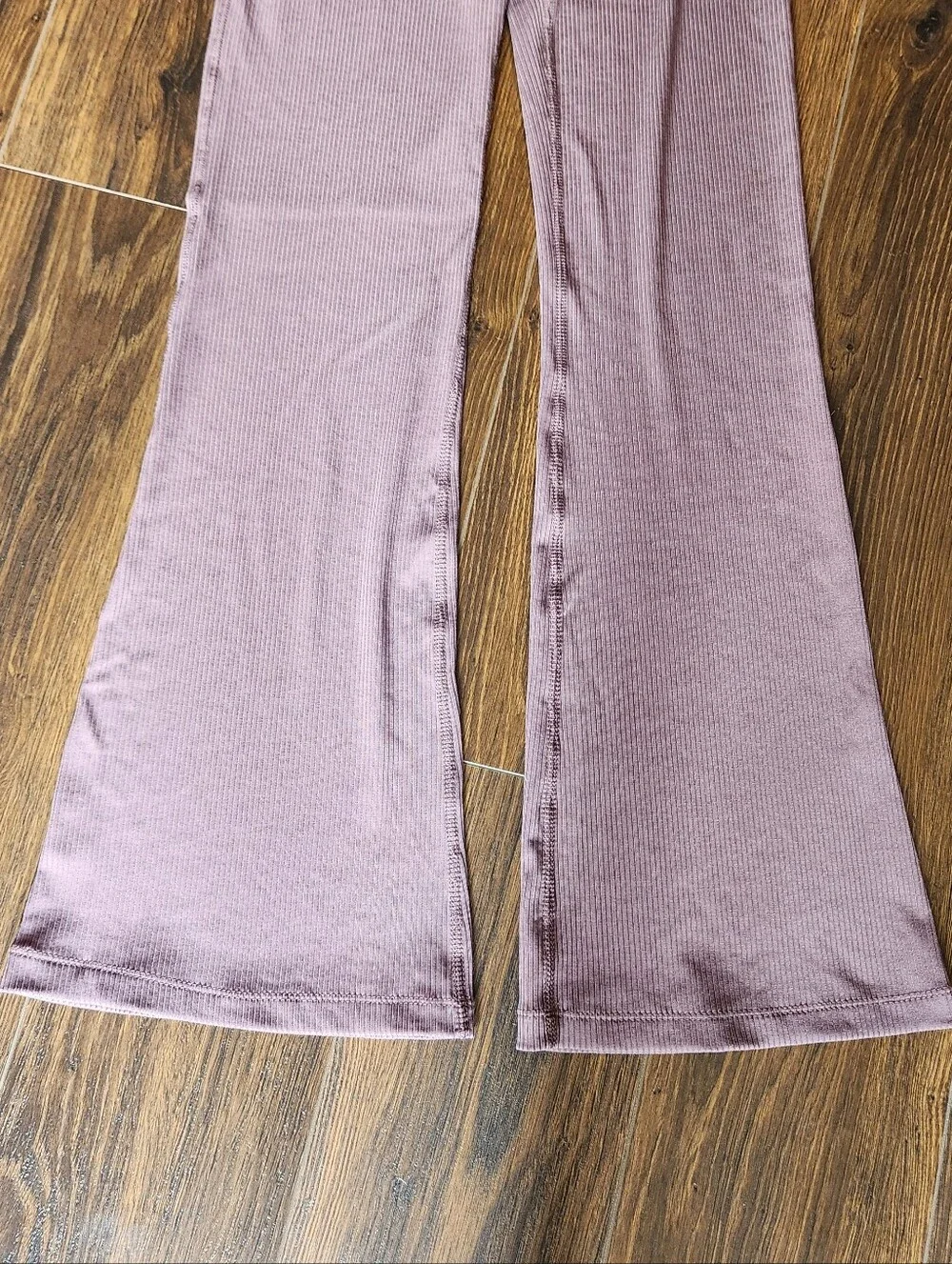 Nike Brown Flare Leggings Tight Fit Mid Rise Full Length